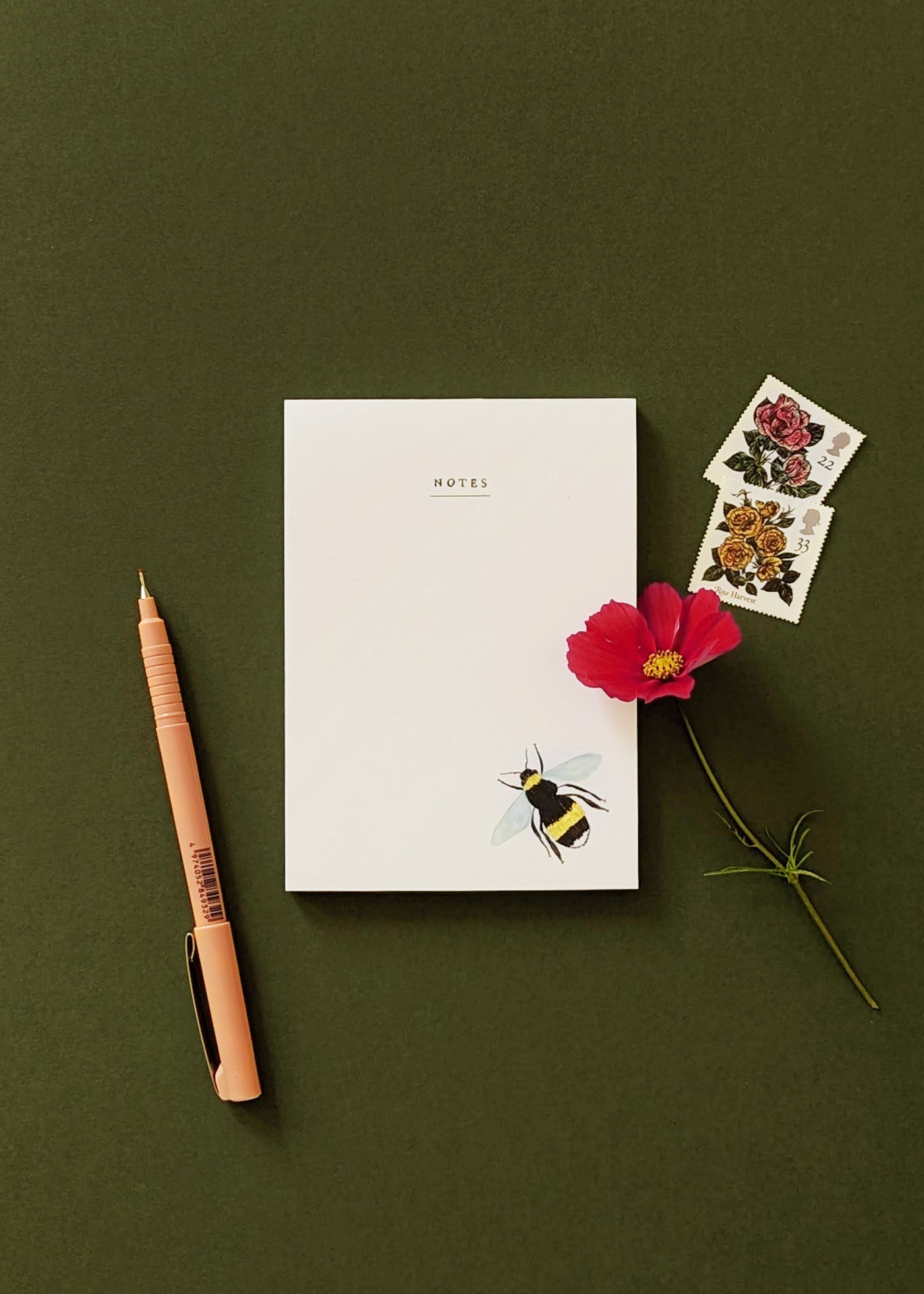 illustated bee notepad with tear-off pages 
